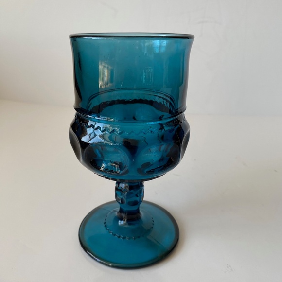 Two Wine Goblets by Indiana Glass Thumbprint King's Crown Cobalt Blue Vintage - Picture 2 of 6